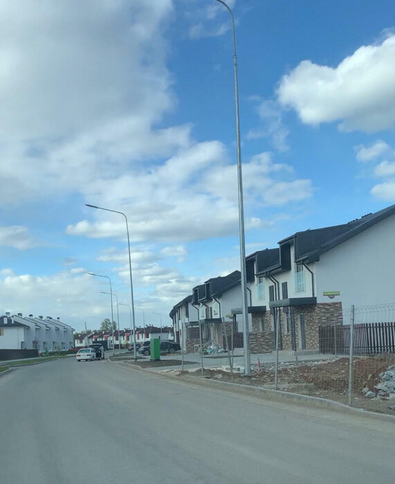 Екатеринбург, ул. Абрикосовая, 81/1 (Горный щит) - фото таунхауса (6)