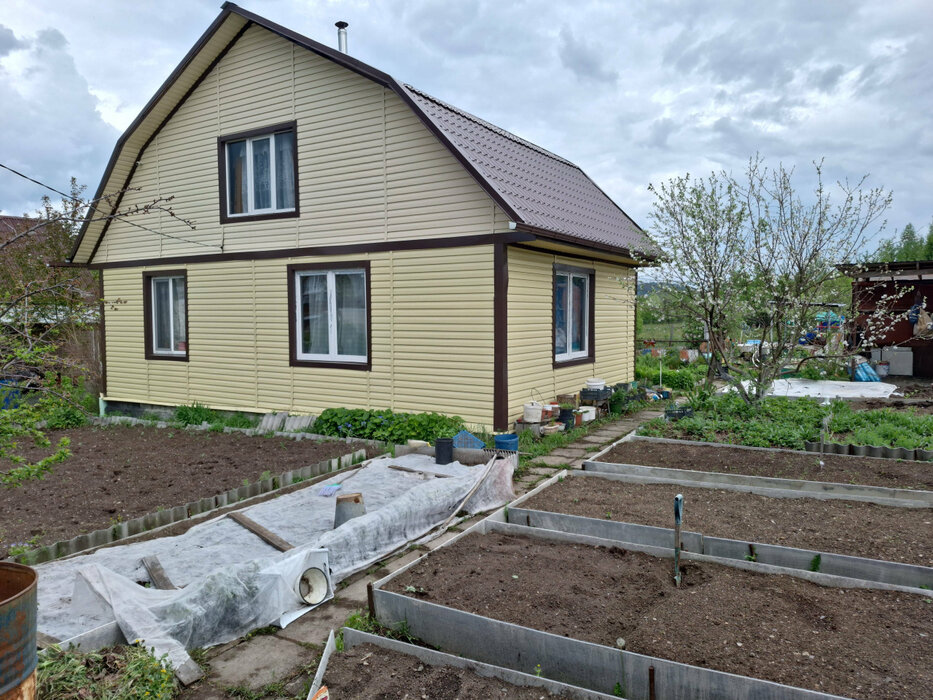 п. Черноисточинск, КС №10 НТМК, ул. 5-я, 153 (городской округ Горноуральский) - фото сада (2)