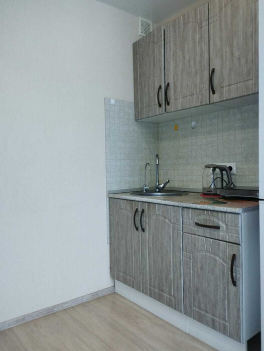 Екатеринбург, ул. Академика Бардина, 4 (Юго-Западный) - фото комнаты (2)