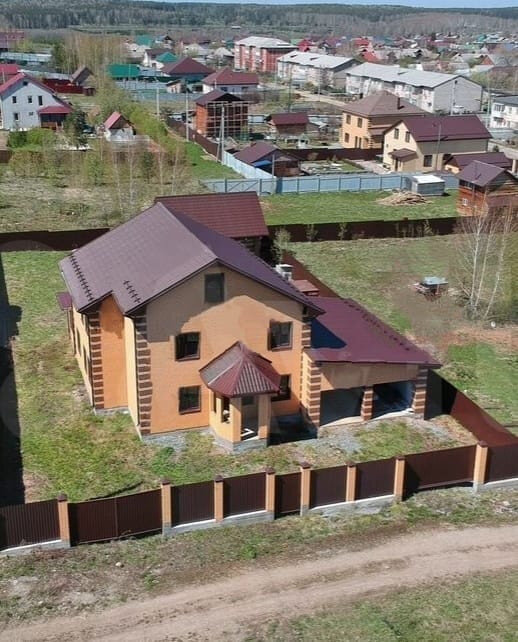 Екатеринбург, ул. Российская, 6 (Шабровский) - фото коттеджа (1)