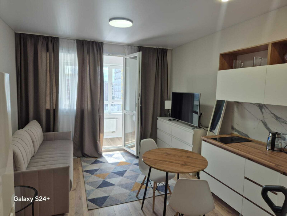 Екатеринбург, ул. Владимира Белоглазова, 5 (ЖБИ) - фото квартиры (2)