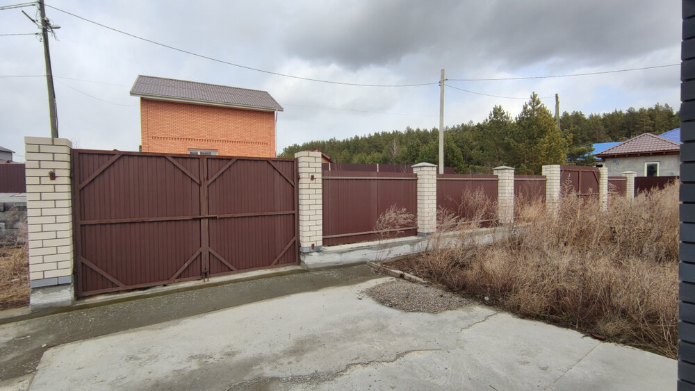 поселок городского типа Белоярский, ул. Лесная, 37 (городской округ Белоярский) - фото дома (3)