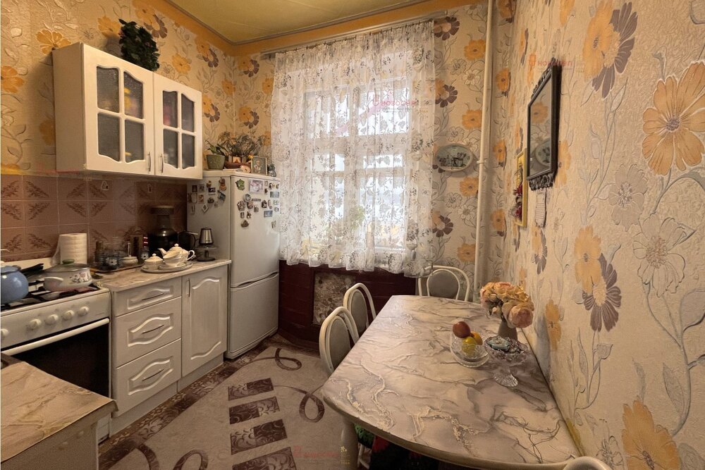 г. Первоуральск, ул. Ватутина, 39 (городской округ Первоуральск) - фото квартиры (3)