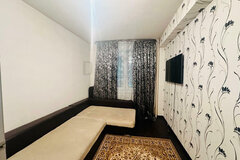 Екатеринбург, ул. Ульяновская, 11 (Эльмаш) - фото комнаты