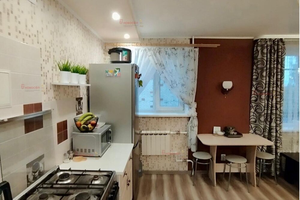 г. Артемовский, ул. Полярников, 23 (городской округ Артемовский) - фото квартиры (5)