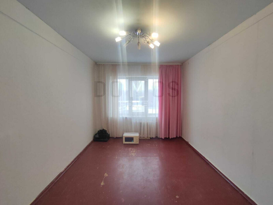 Екатеринбург, ул. Ангарская, 46 (Старая Сортировка) - фото комнаты (1)