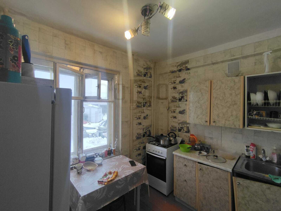 Екатеринбург, ул. Ангарская, 46 (Старая Сортировка) - фото комнаты (5)