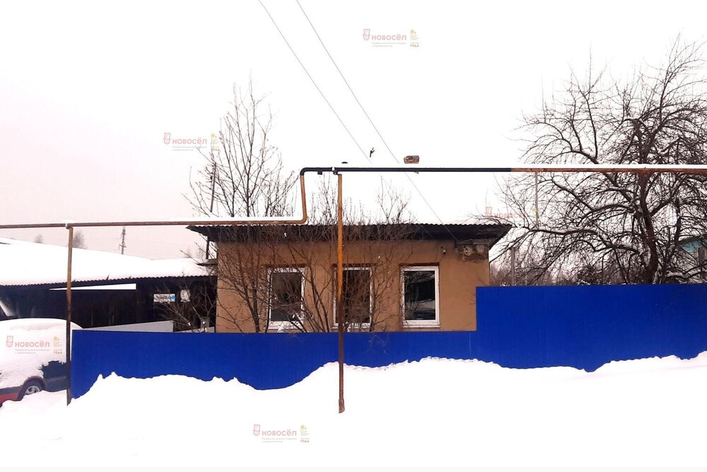 п. Монетный, ул. Первомайская, 9 (городской округ Березовский) - фото дома (2)