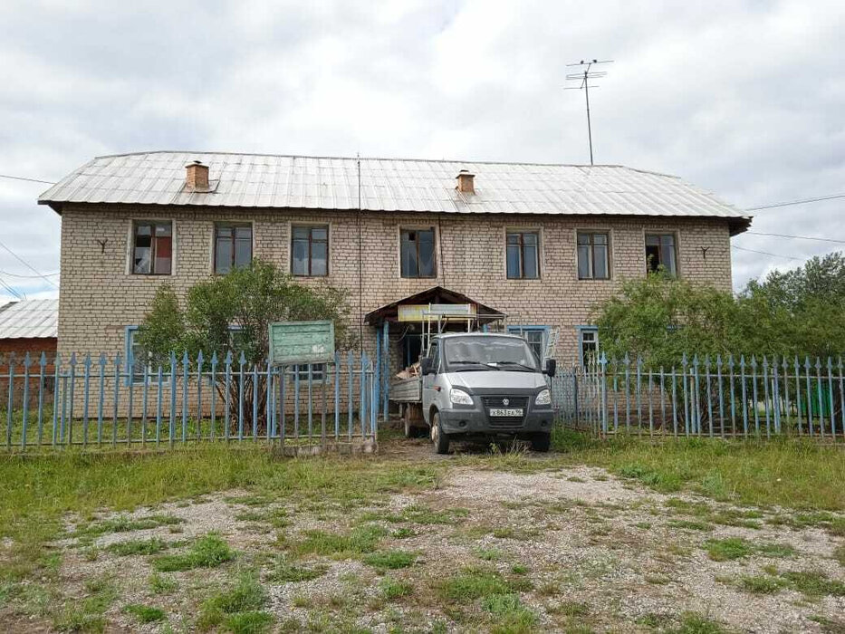 д. Березовка, ул. Ивана Грязнова, 4 (городской округ Артинский) - фото здания (1)