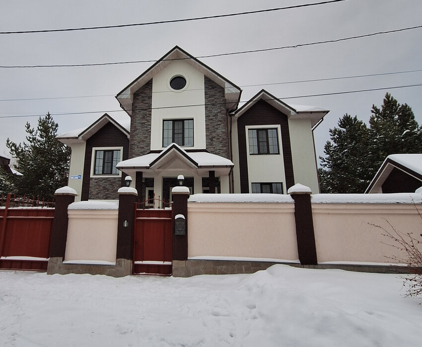 д. Коптяки, ул. Центральная, 16Б (городской округ Среднеуральск) - фото коттеджа (1)