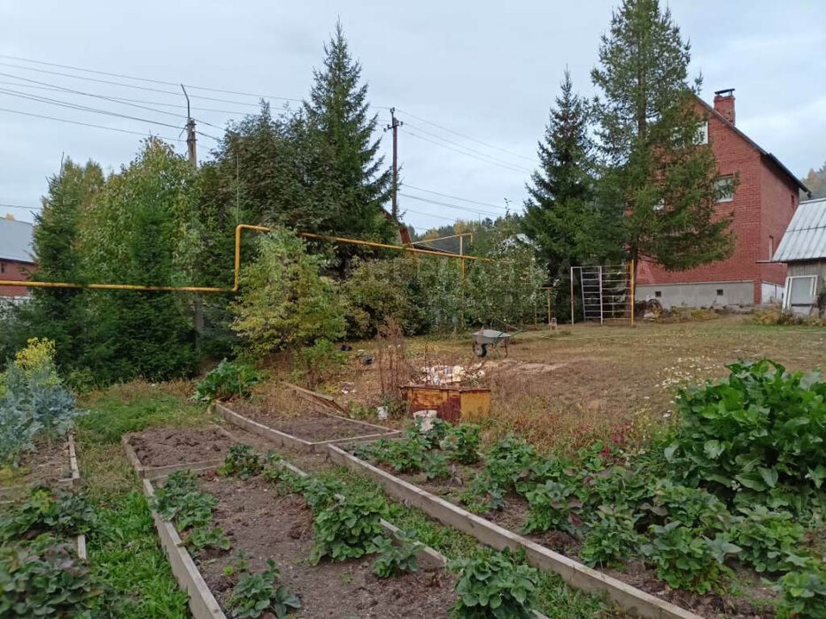 г. Первоуральск, ул. 1-я Пильная, 52 (городской округ Первоуральск) - фото земельного участка (1)