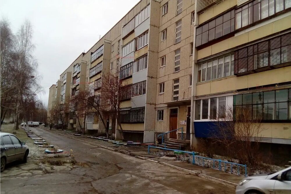г. Полевской, ул. мкр., 2-ой 10 (городской округ Полевской) - фото квартиры (2)