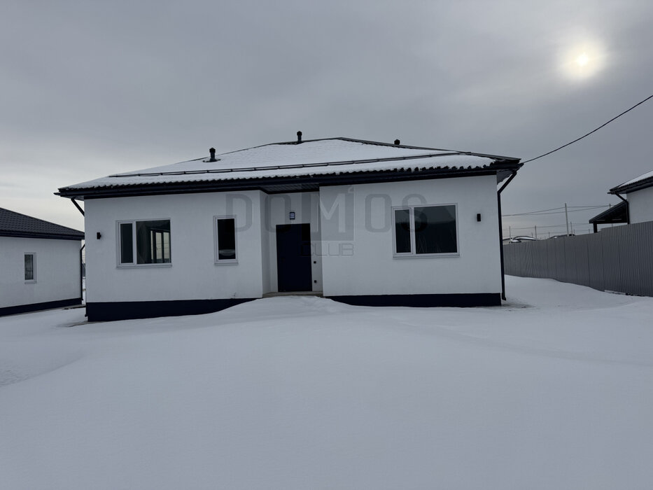 к.п. Кадниково, ул. Левитана, 63 (городской округ Сысертский) - фото дома (1)