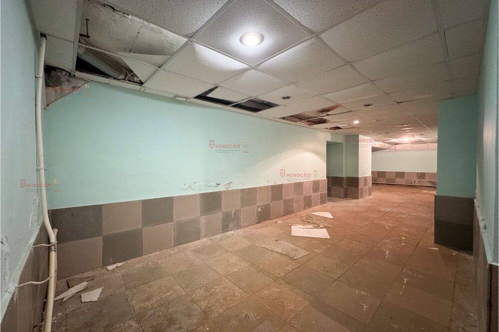 г. Асбест, ул. Уральская, 77 (городской округ Асбестовский) - фото торговой площади (8)