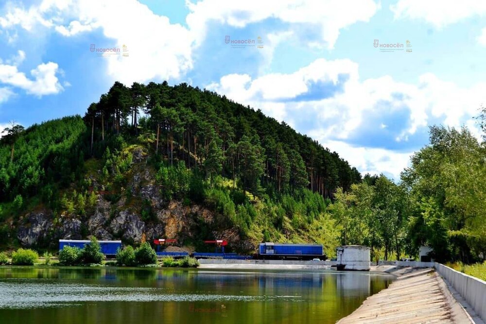 г. Михайловск, ул. Труда, 25 (Нижнесергинский район) - фото земельного участка (3)