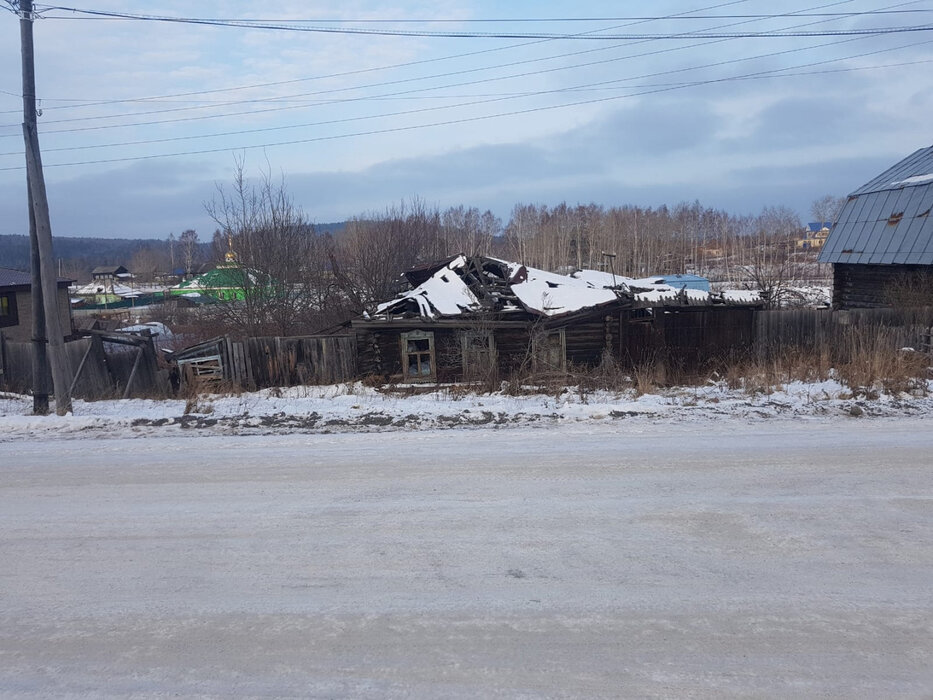 п. Зюзельский, ул. Красноармейская, 7 (городской округ Полевской) - фото земельного участка (1)