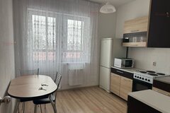 Екатеринбург, ул. Академика Парина, 4 (Академический) - фото квартиры
