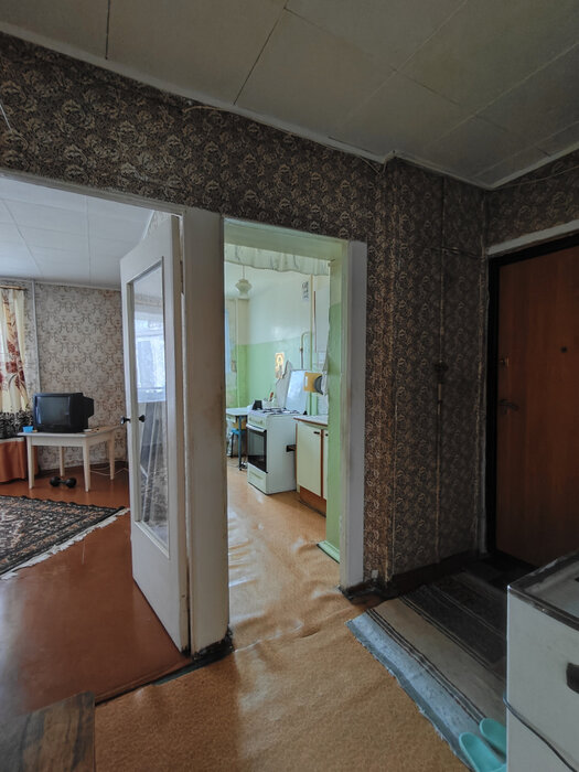 Екатеринбург, ул. Сибирский, 8 км п. ДОК,105 (Лечебный) - фото квартиры (1)