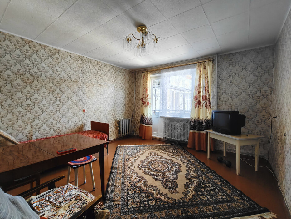 Екатеринбург, ул. Сибирский, 8 км п. ДОК,105 (Лечебный) - фото квартиры (2)