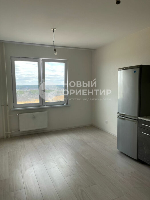 Екатеринбург, ул. Латвийская, 58/4 (Компрессорный) - фото квартиры (2)
