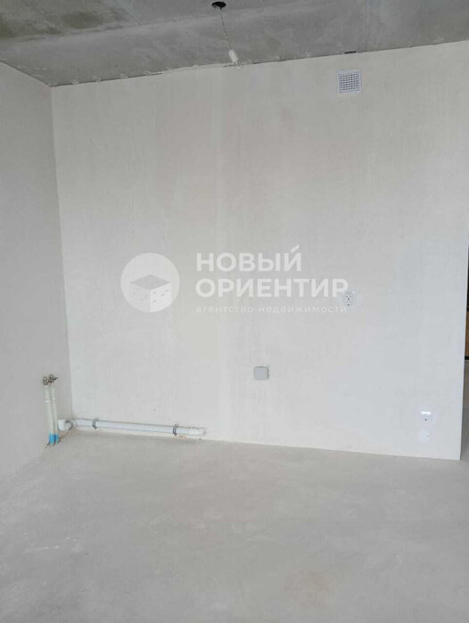 Екатеринбург, ул. Красных Командиров, 1В (Эльмаш) - фото квартиры (4)