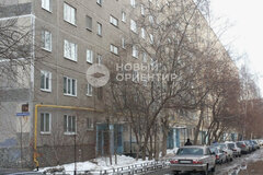 Екатеринбург, ул. Сиреневый, 23 (ЖБИ) - фото квартиры