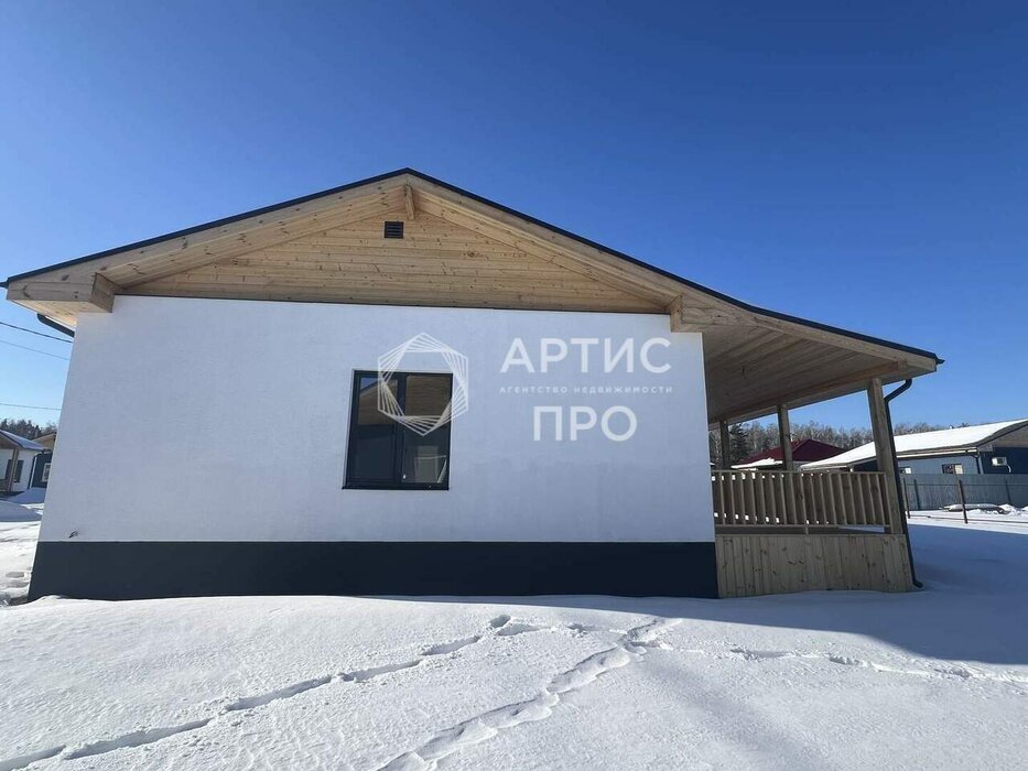 п. Прохладный, ул. Ежевичная, 10 (городской округ Белоярский) - фото дома (6)