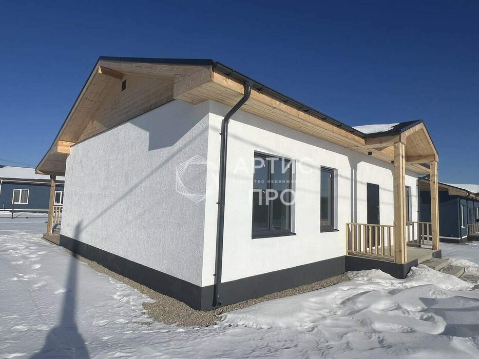 п. Прохладный, ул. Ежевичная, 10 (городской округ Белоярский) - фото дома (7)