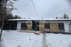 п. Бобровский, ул. Терновая, 10 (городской округ Сысертский) - фото коттеджа