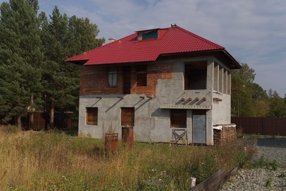 п. Чусовая, ул. Набережная, 24 (городской округ Город Дегтярск) - фото коттеджа (2)