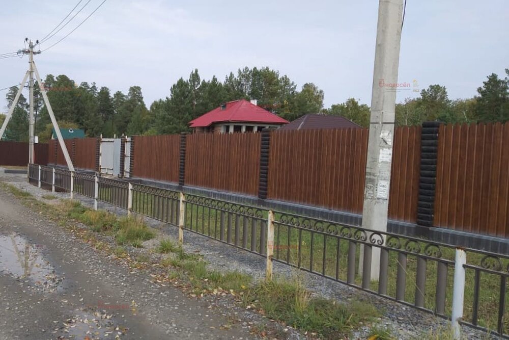 п. Чусовая, ул. Набережная, 24 (городской округ Город Дегтярск) - фото коттеджа (3)