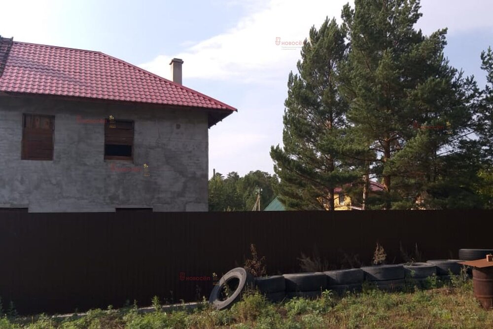 п. Чусовая, ул. Набережная, 24 (городской округ Город Дегтярск) - фото коттеджа (4)