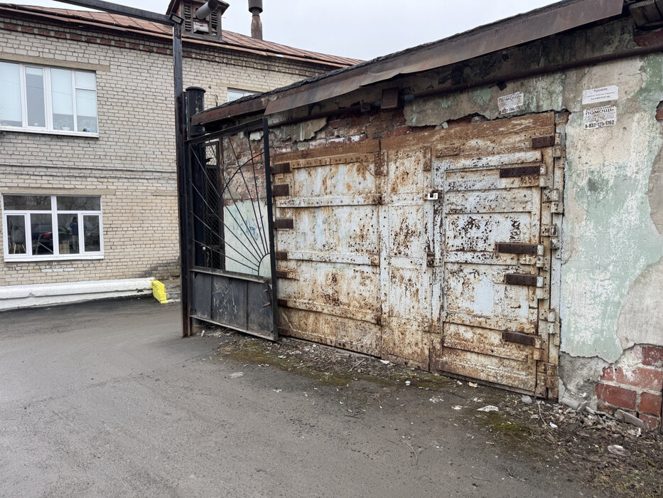 Екатеринбург, ул. Восточная, 27Г (Шарташский рынок) - фото гаража (1)