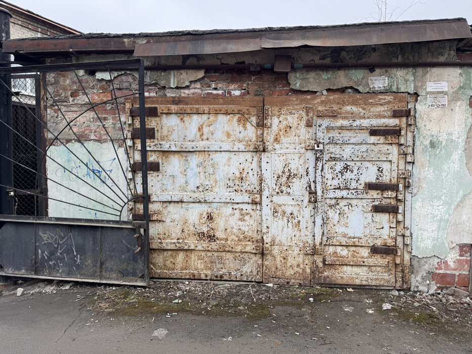 Екатеринбург, ул. Восточная, 27Г (Шарташский рынок) - фото гаража (2)