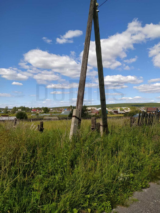 с. Полдневая, ул. Калинина, 23 (городской округ Полевской) - фото земельного участка (4)