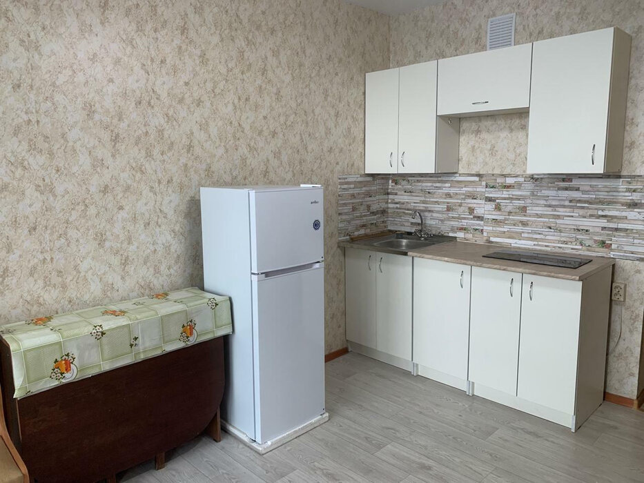 Екатеринбург, ул. микрорайон Светлый, 10 (Уктус) - фото квартиры (4)