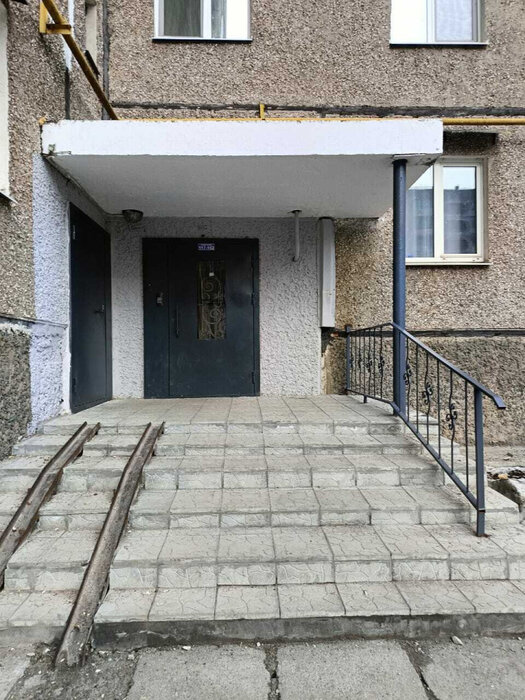г. Нижний Тагил, ул. Ленинградский, 12 (городской округ Нижний Тагил) - фото квартиры (1)