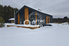 п. Бобровский, ул. Барнхаус Чайковского, 18 (городской округ Сысертский) - фото дома