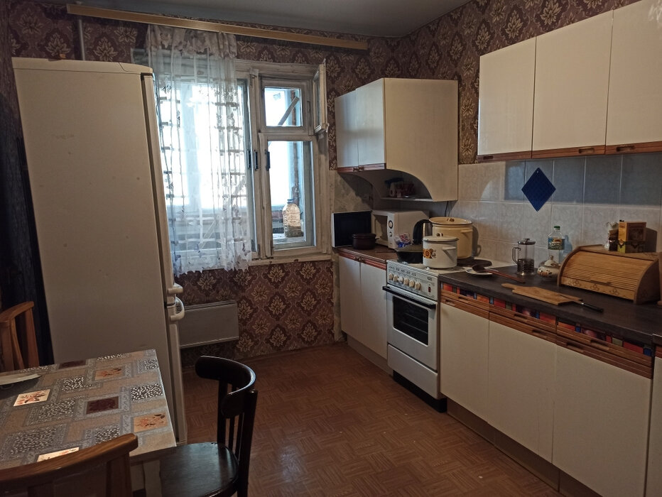 Екатеринбург, ул. Расточная, 17 (Старая Сортировка) - фото комнаты (1)