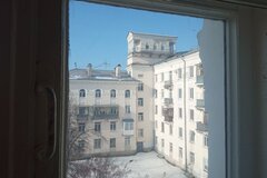 г. Каменск-Уральский, ул. Октябрьская, 14 (городской округ Каменский) - фото квартиры