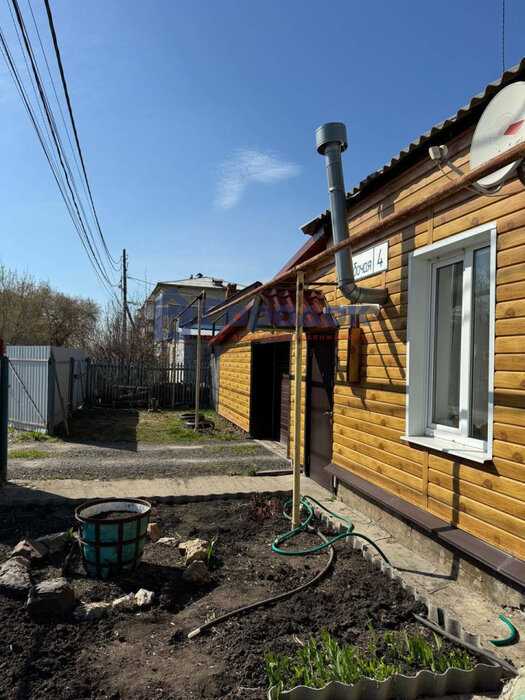 г. Каменск-Уральский, ул. 4-я Рабочая, 4 (городской округ Каменский) - фото дома (5)