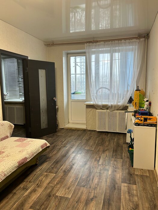 г. Каменск-Уральский, ул. Гагарина, 42 (городской округ Каменский) - фото квартиры (3)