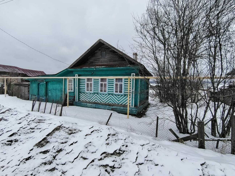 п. Атиг, ул. Ленина, 64 (Нижнесергинский район) - фото дома (2)