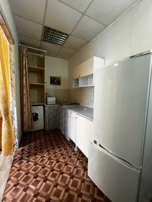 Екатеринбург, ул. Центральная, 12 (Компрессорный) - фото комнаты (8)