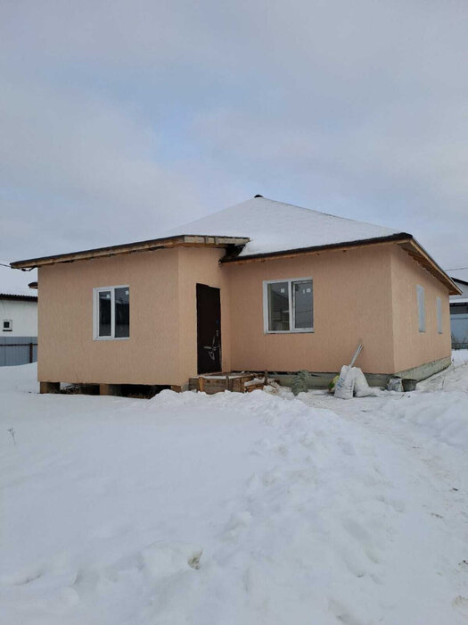 к.п. Чистые росы-2, ул. Авантюриновая, 9 (городской округ Белоярский) - фото дома (1)
