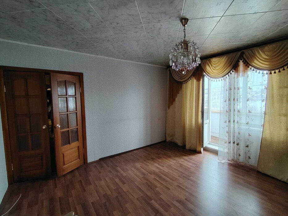 г. Михайловск, ул. Орджоникидзе, 212 (Нижнесергинский район) - фото квартиры (1)