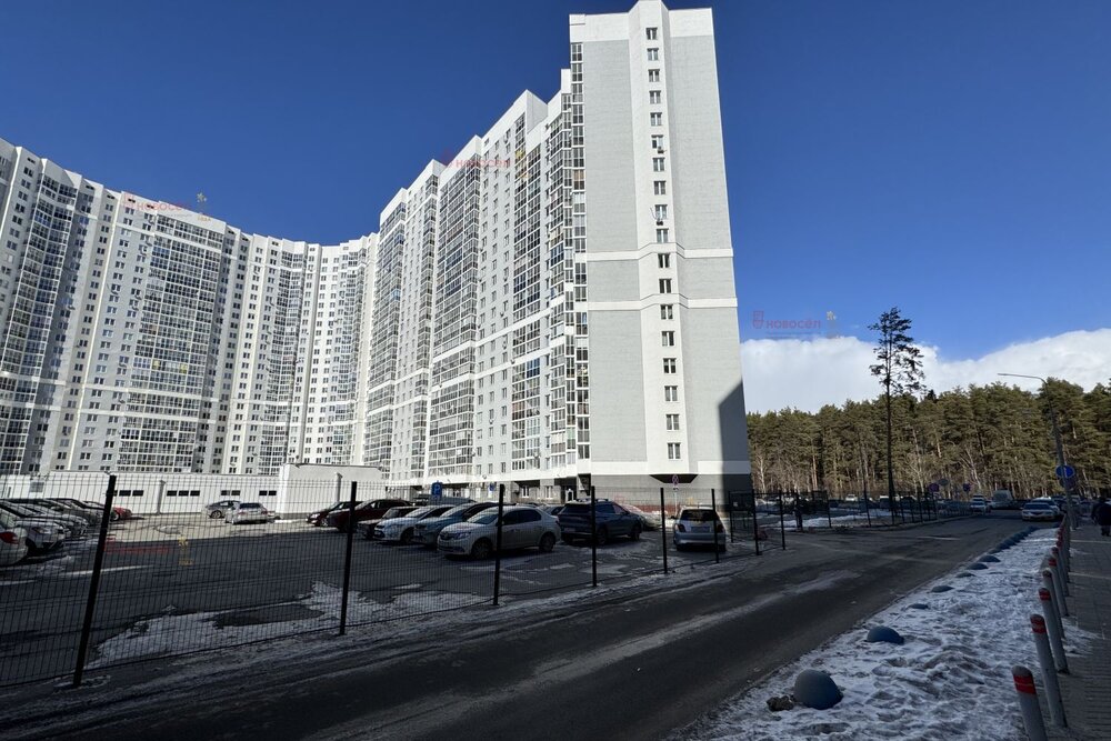 Екатеринбург, ул. Чкалова, 231 (УНЦ) - фото квартиры (2)