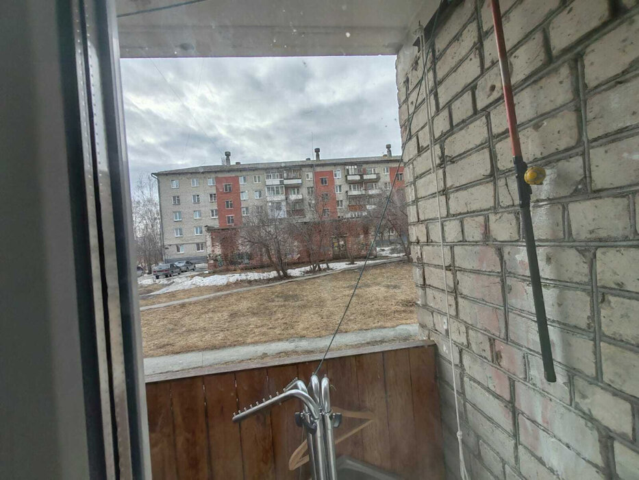 г. Асбест, ул. Ленинградская, 33 (городской округ Асбестовский) - фото квартиры (6)