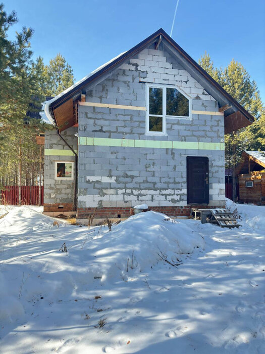 д. Гусева, ул. Загородная, 25 (городской округ Белоярский) - фото дома (2)