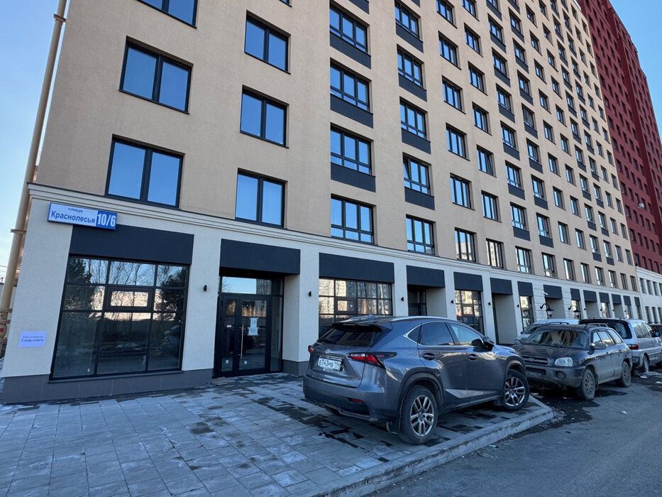 Екатеринбург, ул. Краснолесья, 10/6 (УНЦ) - фото торговой площади (6)